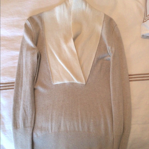 Banana Republic Luxury Cashmere Blend Sweater XS - Picture 2 of 5